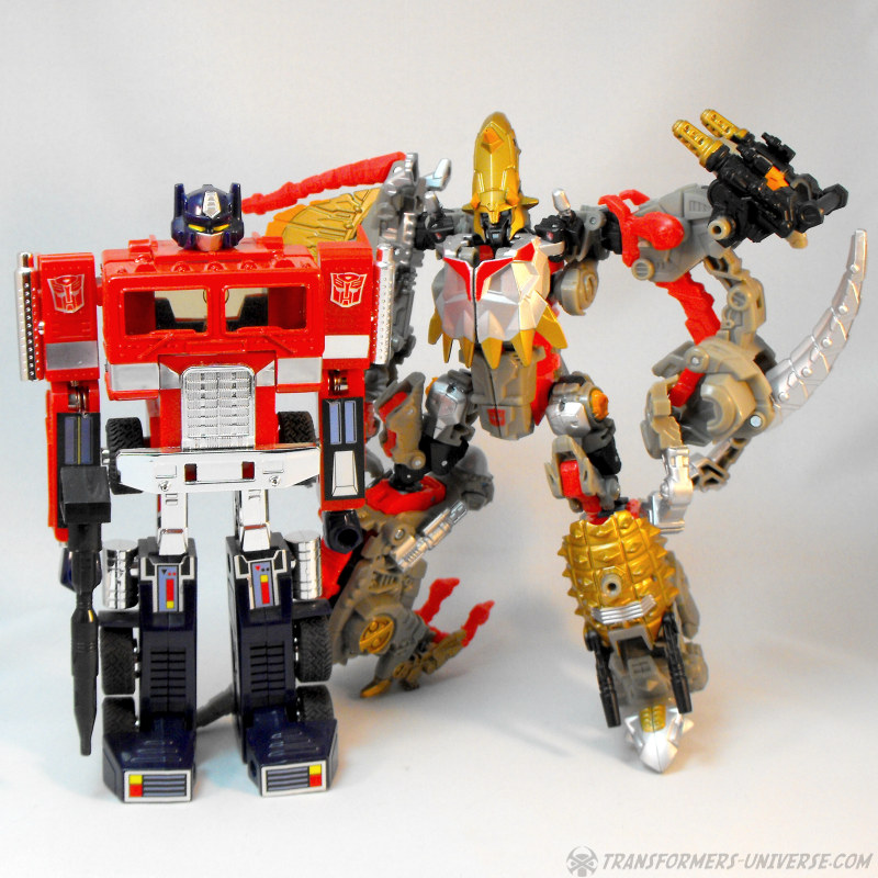 Power Core Combiner Grimstone - Transformers Universe